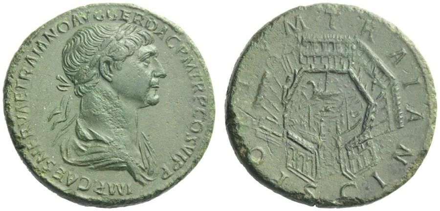 Figura 3. Sesterzio di Traiano, 112-4 d.C. Sul dritto testa di Traiano laureata. Sul verso porto esagonale di Ostia con al centro una nave (foto: <www.numismatics.org/ocre/>).